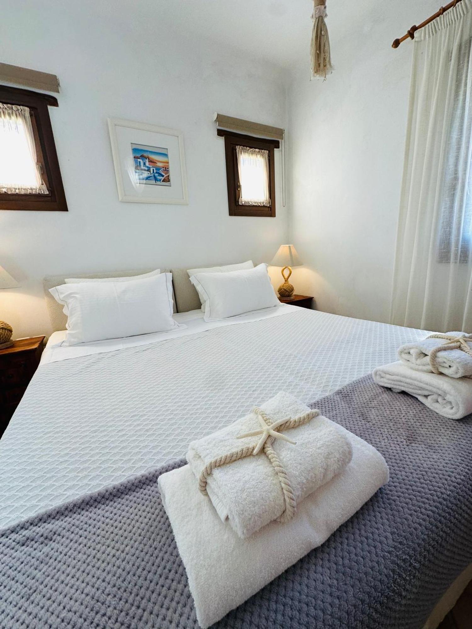 Divers House Agrari  Dış mekan fotoğraf